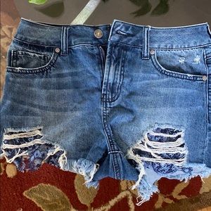 jean shorts!